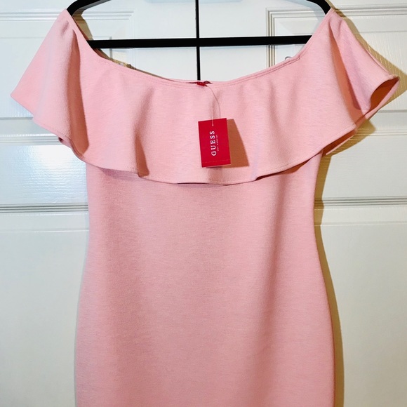 GUESS Bonair Off Shoulder Ruffle Dress - Picture 4 of 8